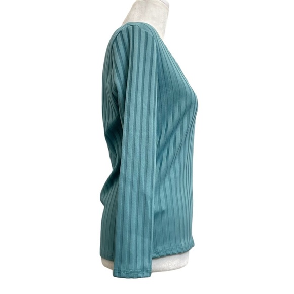 3/$25 Mango Sea Foam Ribbed Knit Scoop Neck Stretch Top - Picture 2 of 8